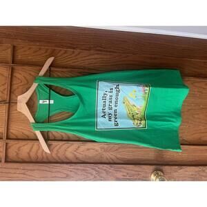 Frog Witch Kelly Green Tank Top Size M Medium Frog Grass Funny Graphic